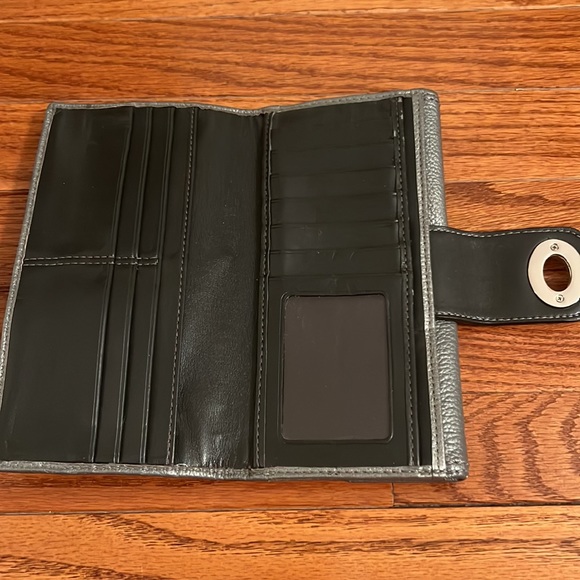 Wallet - Picture 4 of 4